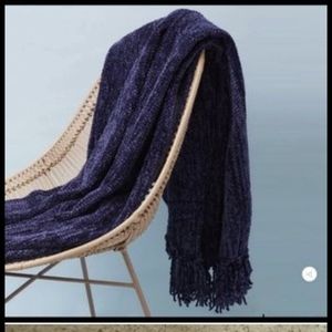 NWT Summer & Rose Super Soft Chenille Throw Blanket